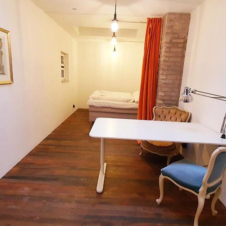 Helles Zimmer Im Loft MHG Zewnętrze zdjęcie